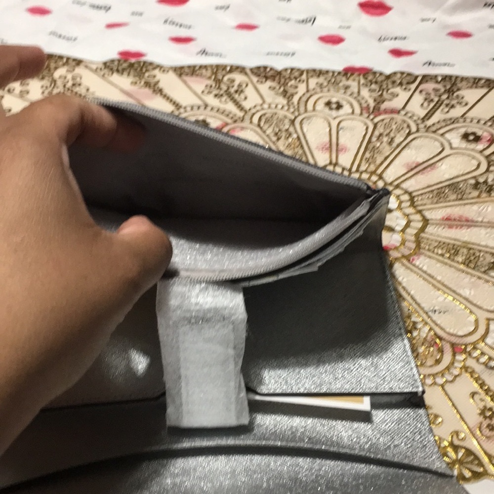 NWT 🔥Brandnew Michael Kors medium multifunction - Picture 5 of 8